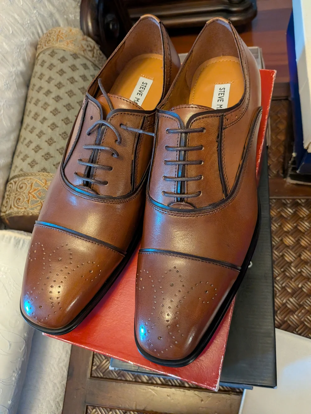 Steve Madden Brown Leather Cap-Toe Oxfords